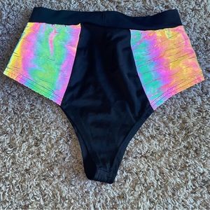 Reflective Rave Bottoms